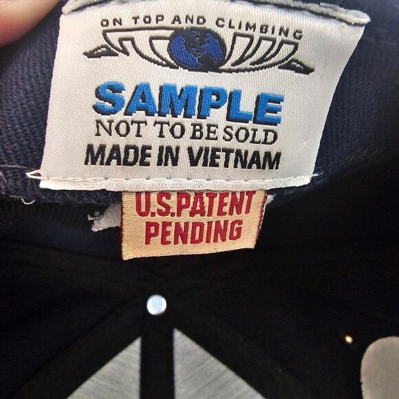 Vintage Duke Blue Devils Fitted Hat Cap 90s Dark Blue 3D Embroidered NCAA Retro - Picture 8 of 9